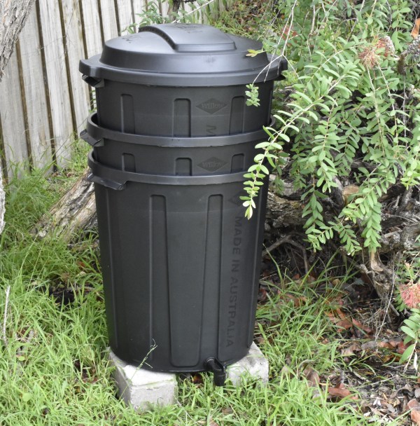 The completed worm farm.